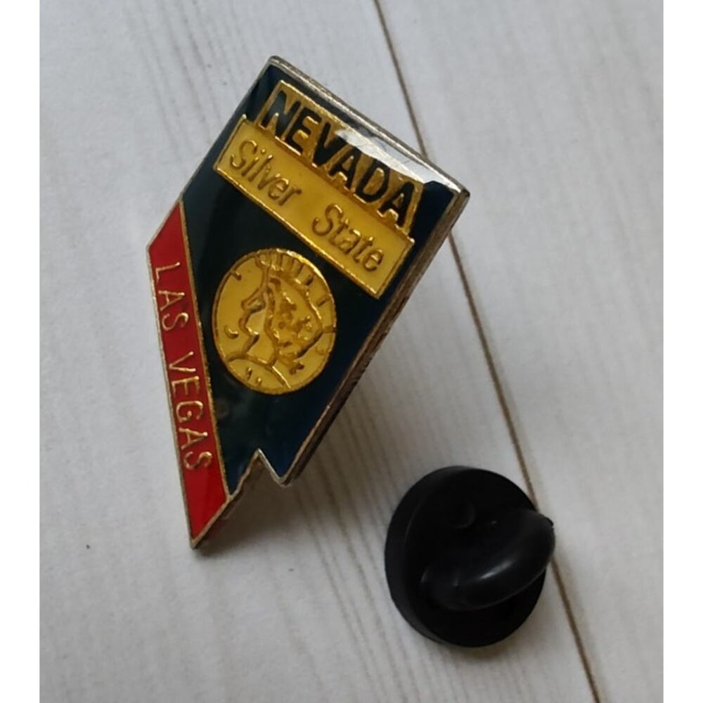 Nevada State Shaped Las Vegas Pin Souvenir Travel Hat Lapel Collectible